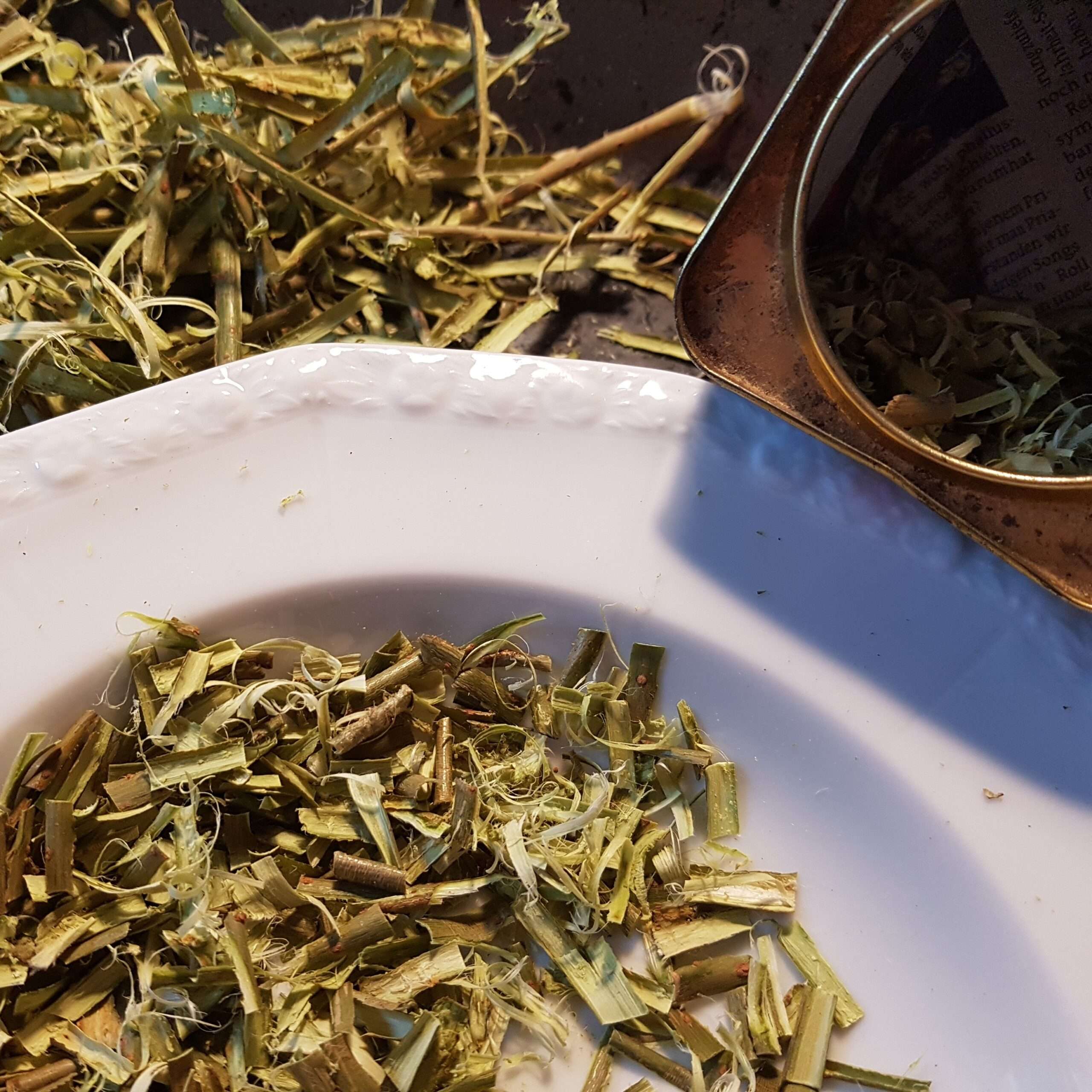 How To Make White Willow Bark Tea - "Nature's Aspirin"